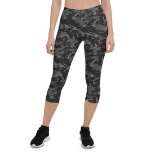 Women's Black Camo Capri-Length Leggings